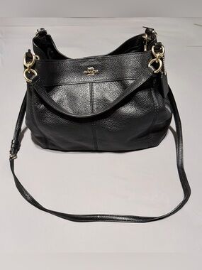 Coach✨Black Pebbled Leather Shoulder Bag with Gold Hardware